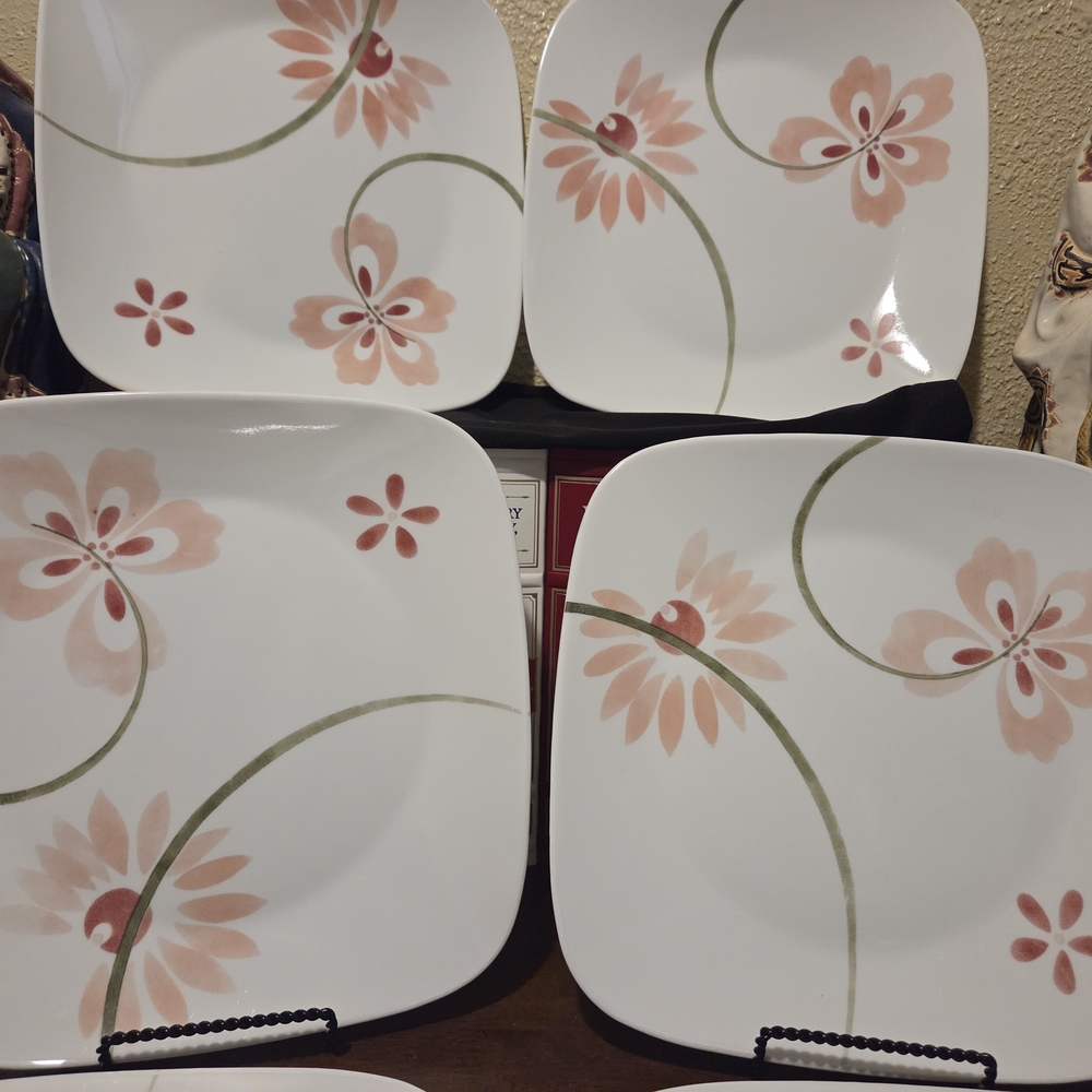 Corelle Floral Square Dinnerware Set - Pink and Green - Picture 8 of 8